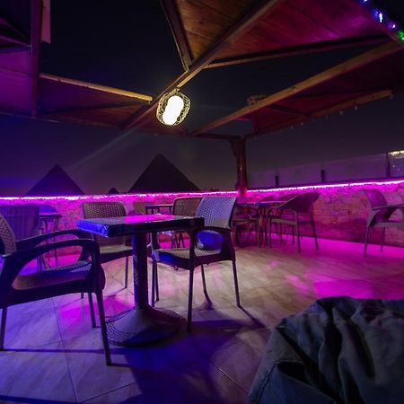 Pyramids Legend Inn 카이로 외부 사진