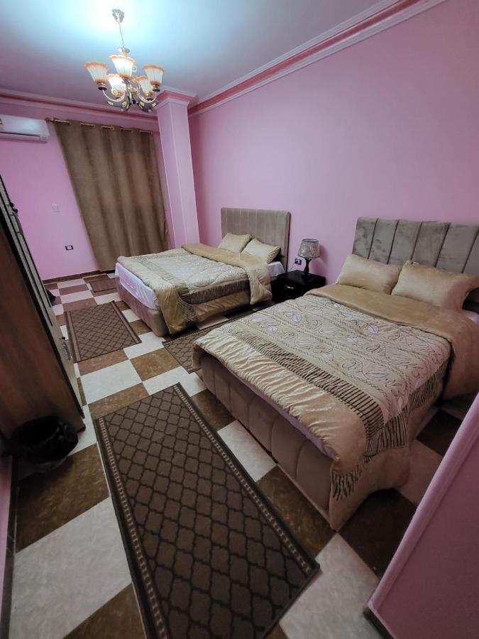 Pyramids Legend Inn 카이로 외부 사진